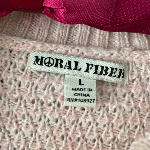 Light Pink Sweater Crop Top - Picture 3 of 5